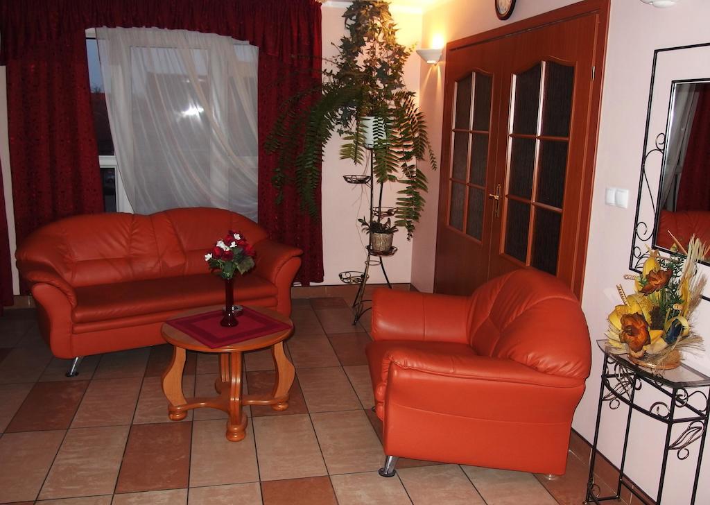 Villa Eden & Restaurant Ełk Extérieur photo