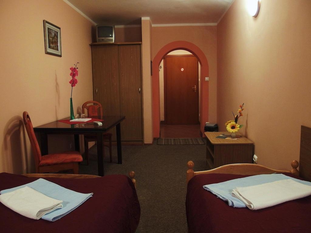 Villa Eden & Restaurant Ełk Chambre photo